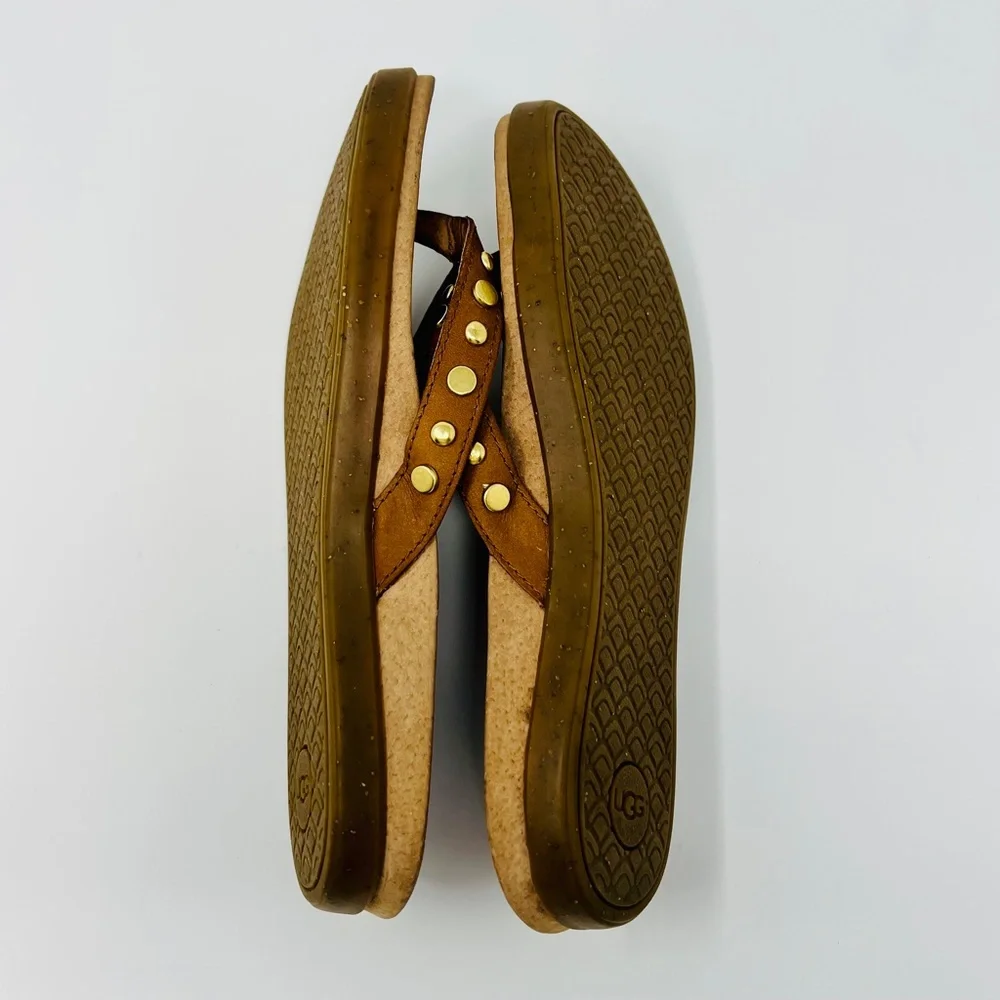 UGG Women's Lyndi Chestnut with gold studs leather thong sandals size 7 - Picture 4 of 12